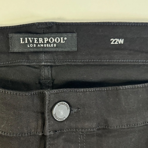 NWT Liverpool Los Angeles Slim Chloe Slim Over Dye Black Stretch Pant SZ 22W - Picture 9 of 11